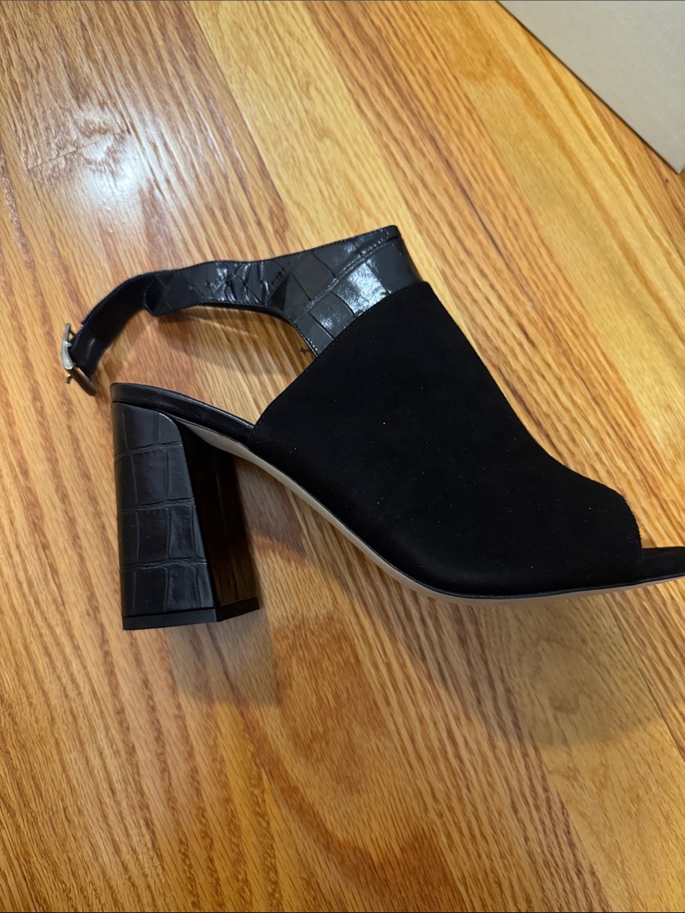 Elegant Black Suede Open-Toe Block Heel Slingback